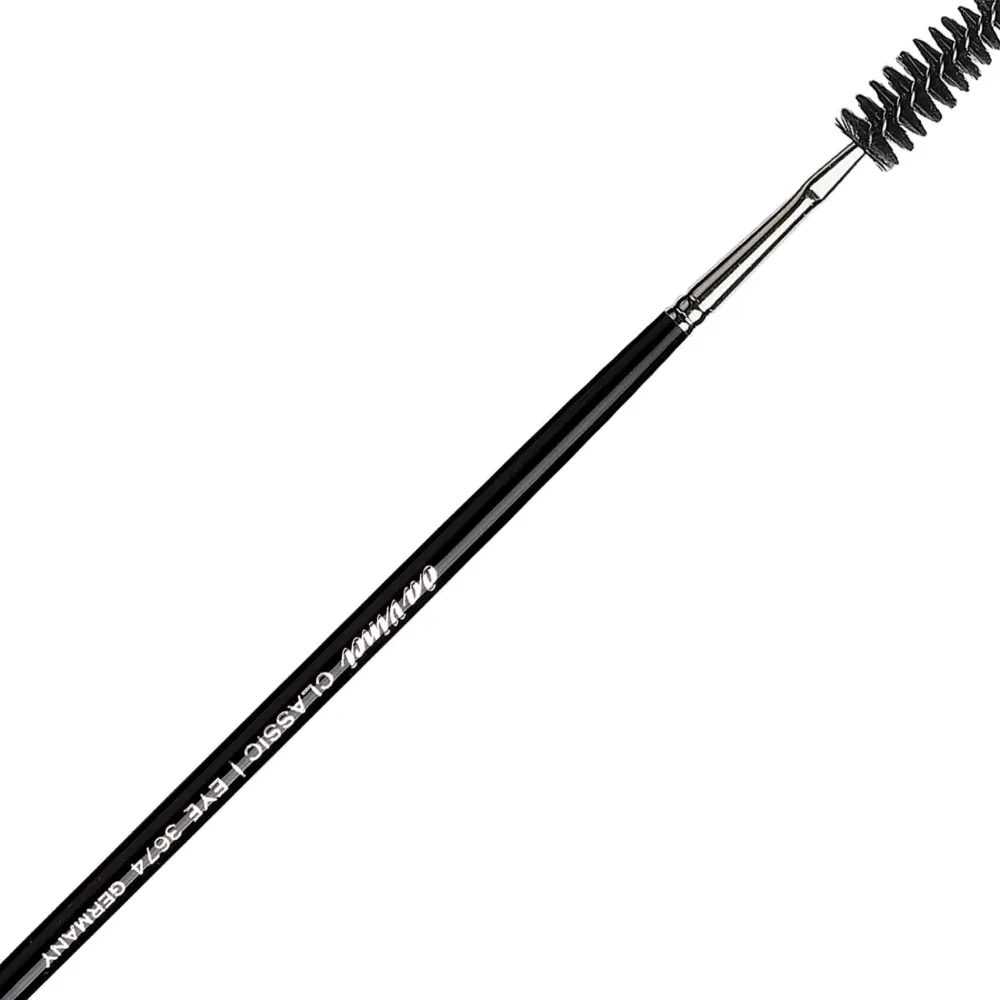 New Augenbrauenpinsel