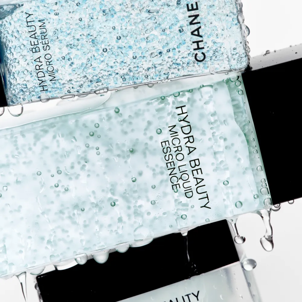 Best FEUCHTIGKEITSSPENDEND AUSGLEICHEND AUFPOLSTERND Serum & Kur ·Serum