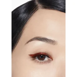 Best HOCHPRÄZISER FLÜSSIGER EYELINER ‒ LANGANHALTEND UND WASSERFEST Eyeliner